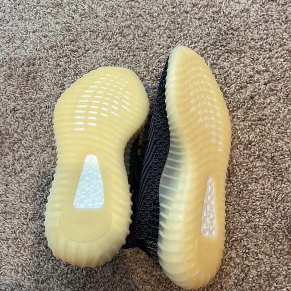 Authentic Yeezys - Picture 4 of 6